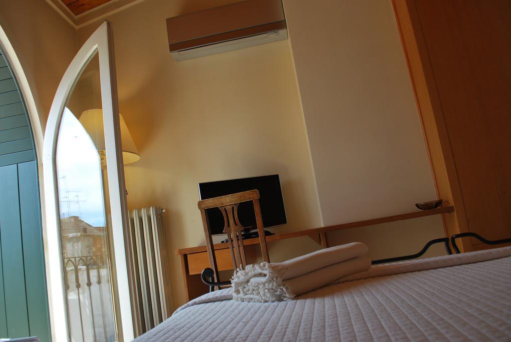 Palazzo Sottile Meninni - Classic Rooms Experience Gravina in Puglia Exterior photo