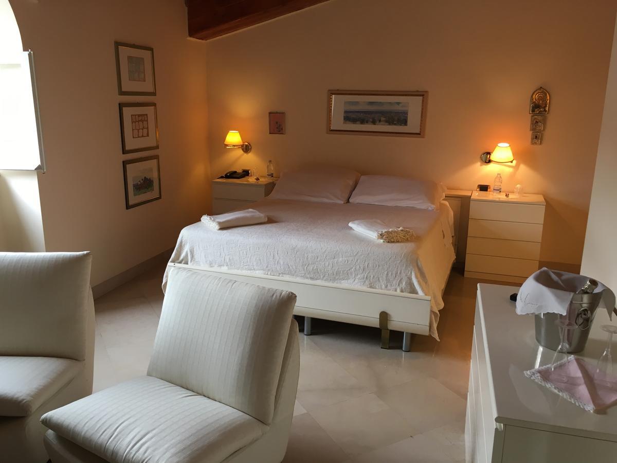Palazzo Sottile Meninni - Classic Rooms Experience Gravina in Puglia Exterior photo