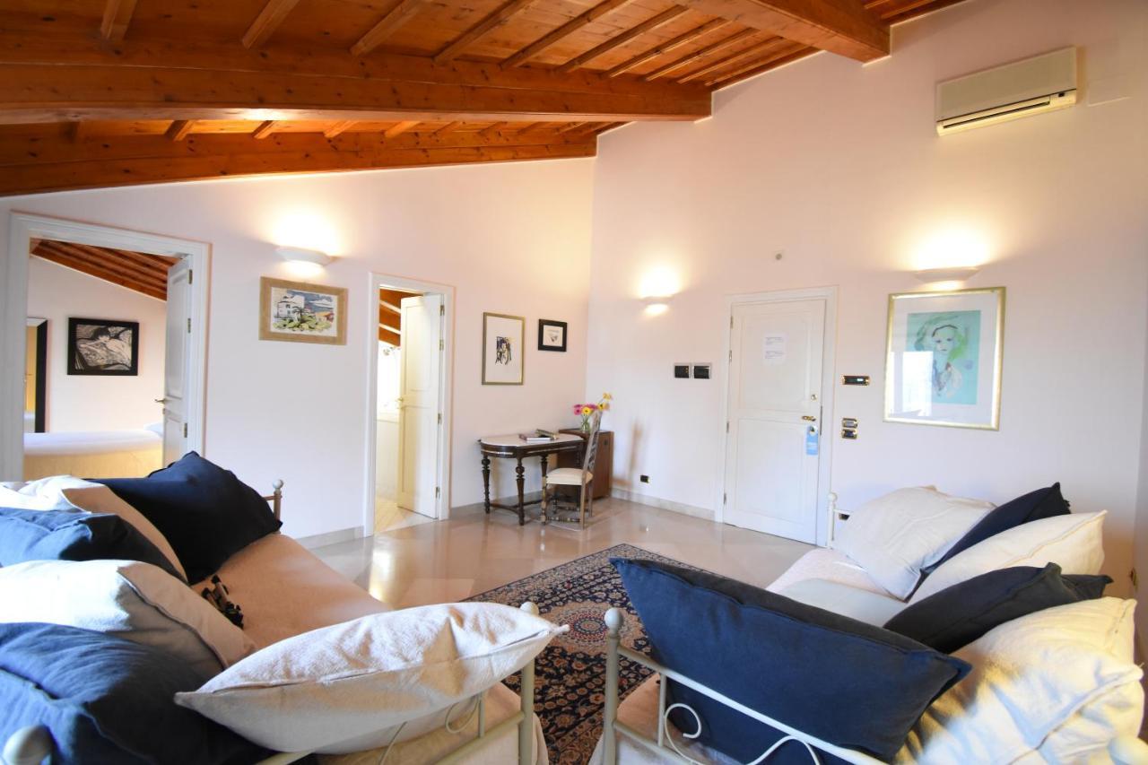 Palazzo Sottile Meninni - Classic Rooms Experience Gravina in Puglia Exterior photo