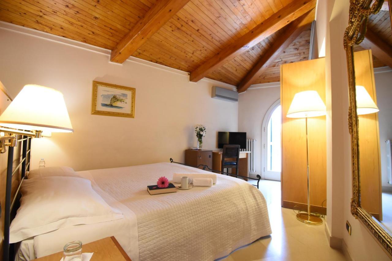 Palazzo Sottile Meninni - Classic Rooms Experience Gravina in Puglia Exterior photo